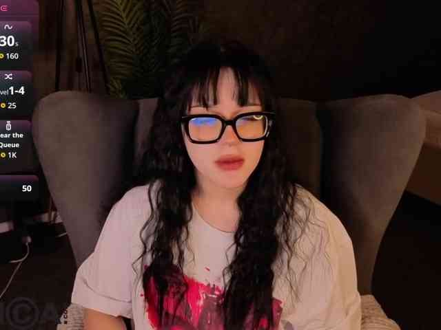 Lilith-Wholshh webcam