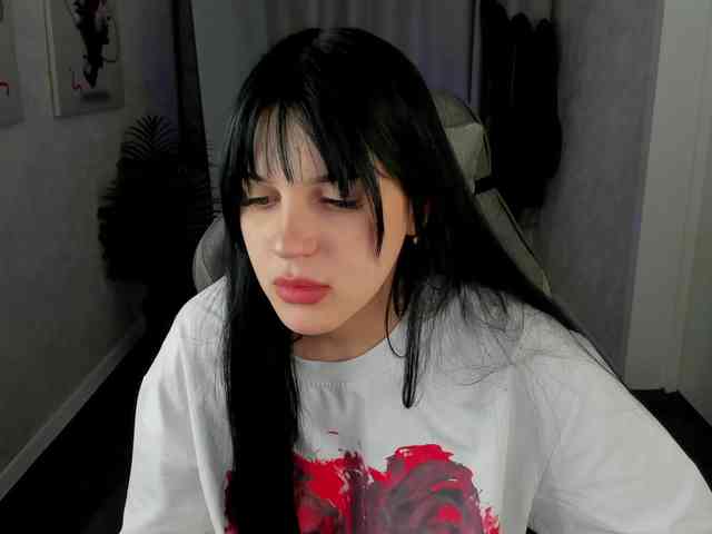 Lilith-Wholshh webcam