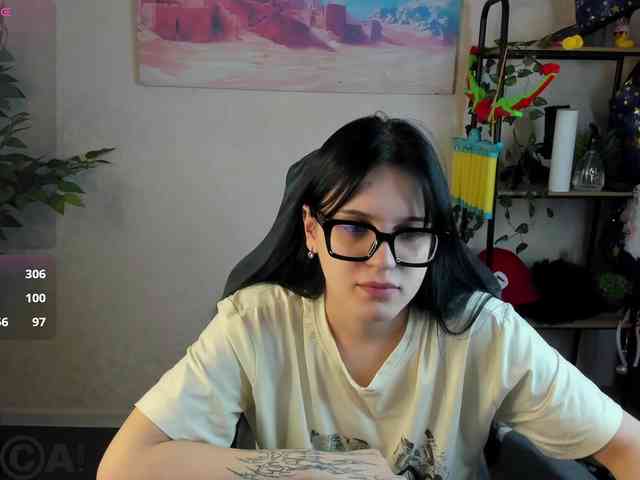 Lilith-Wholshh webcam