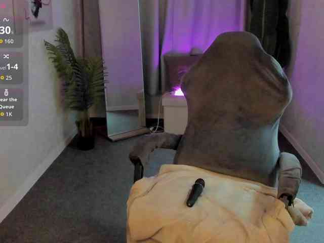 Lilith-Wholshh webcam