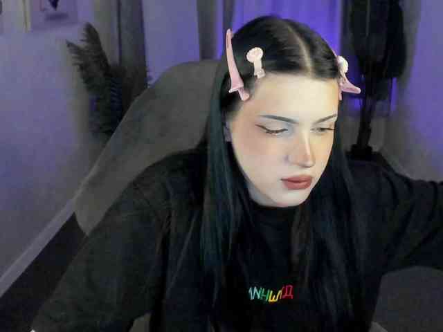 Lilith-Wholshh webcam