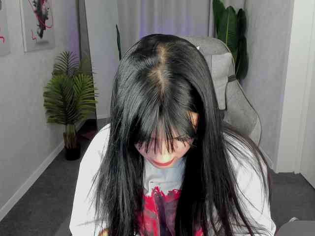 Lilith-Wholshh webcam