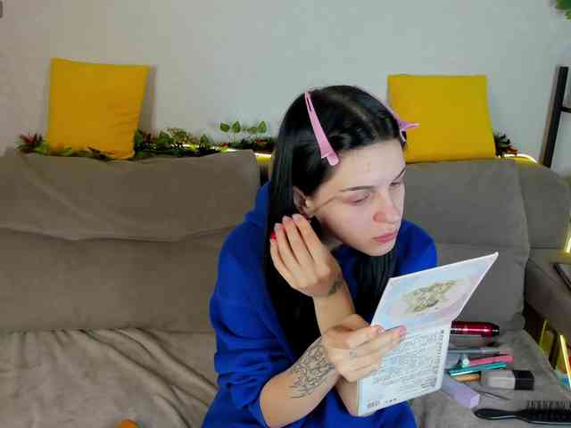 Lilith-Wholshh webcam