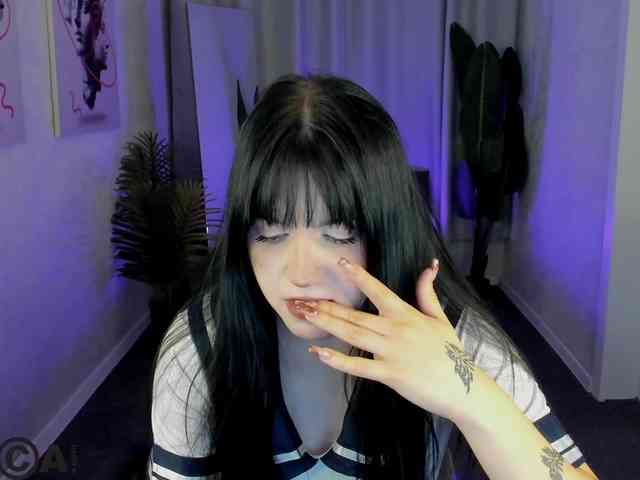 Lilith-Wholshh webcam