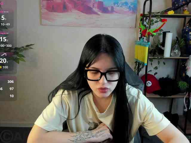 Lilith-Wholshh webcam