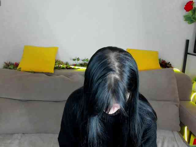 Lilith-Wholshh webcam