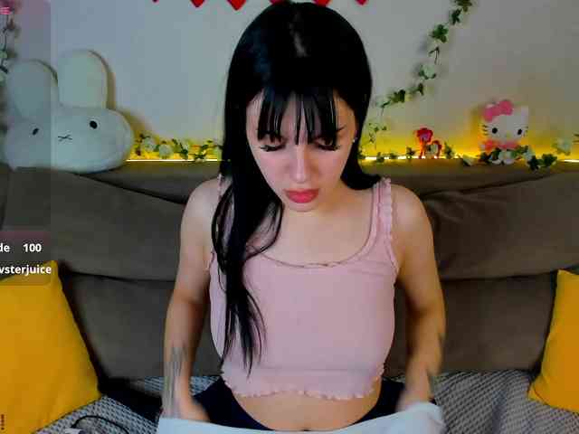 Lilith-Wholshh webcam