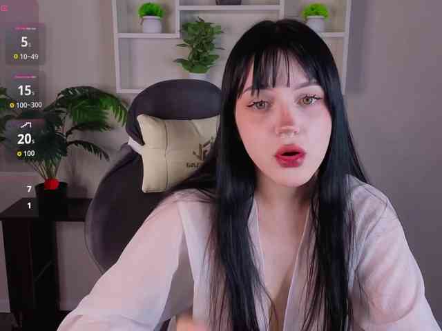 Lilith-Wholshh webcam