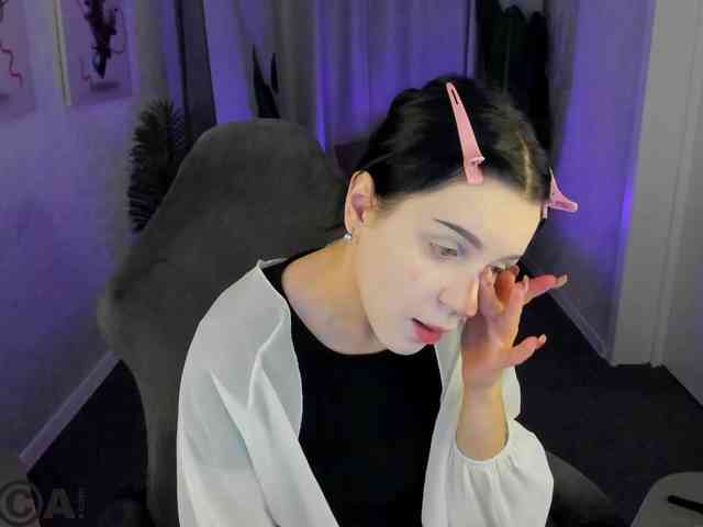 Lilith-Wholshh webcam