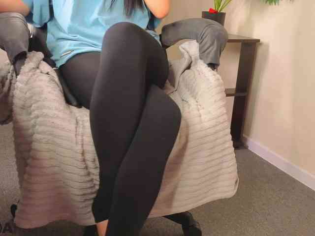 Lilith-Wholshh webcam