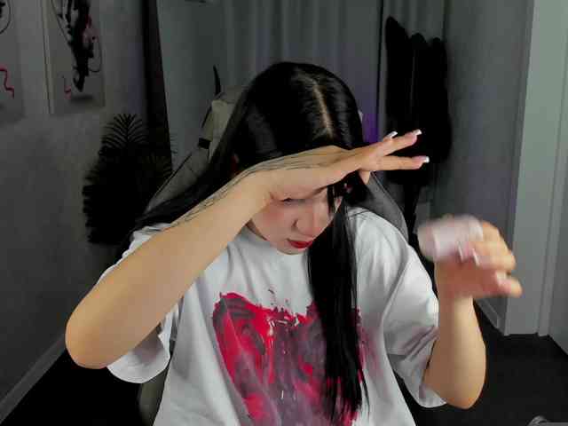 Lilith-Wholshh webcam