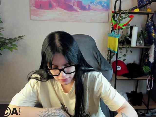 Lilith-Wholshh webcam