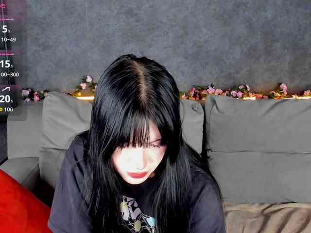 Lilith-Wholshh webcam