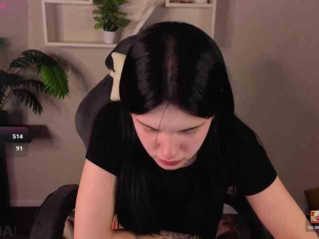 Lilith-Wholshh webcam