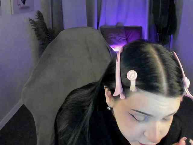 Lilith-Wholshh webcam