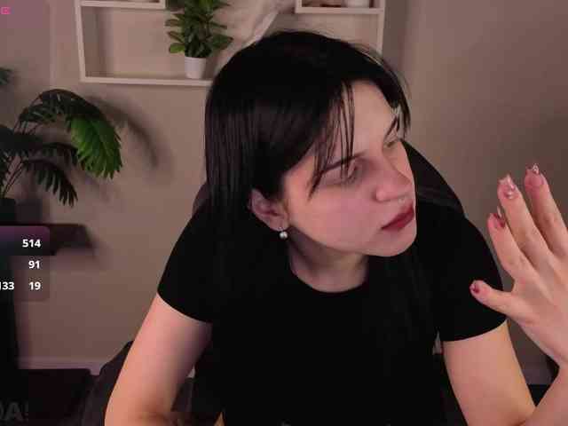 Lilith-Wholshh webcam