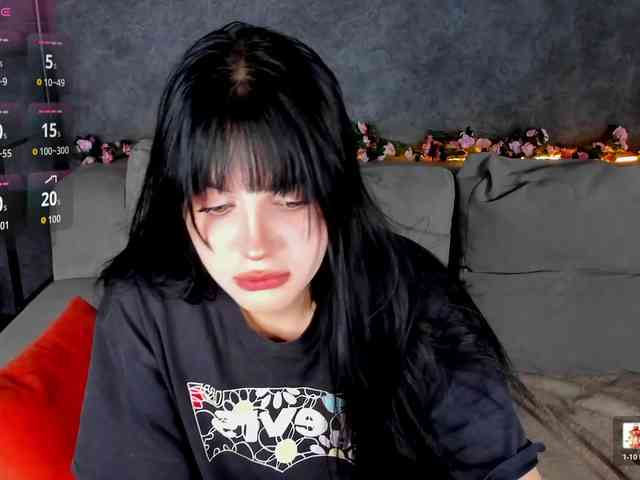 Lilith-Wholshh webcam