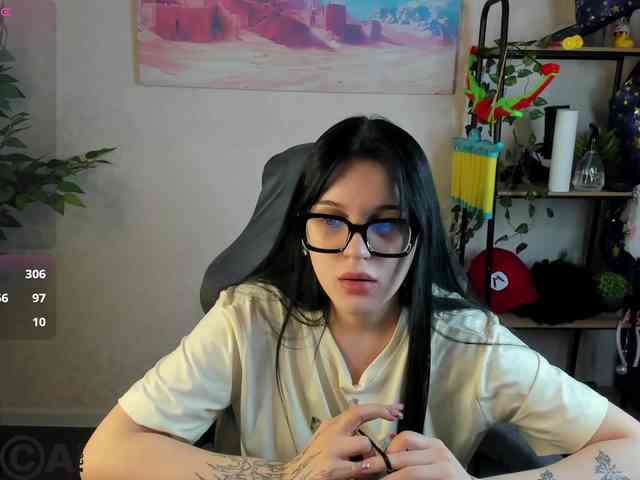 Lilith-Wholshh webcam