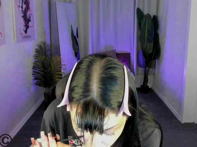 Lilith-Wholshh webcam