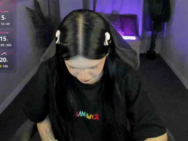 Lilith-Wholshh webcam