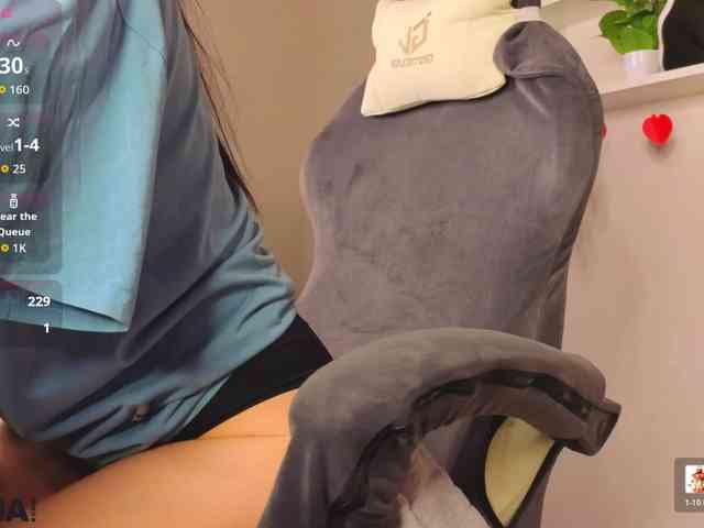 Lilith-Wholshh webcam