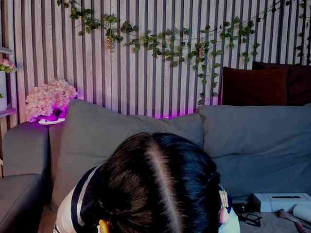 Lilith-Wholshh webcam