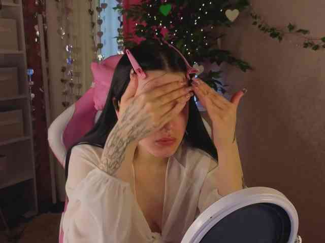 Lilith-Wholshh webcam