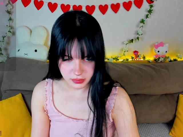 Lilith-Wholshh webcam