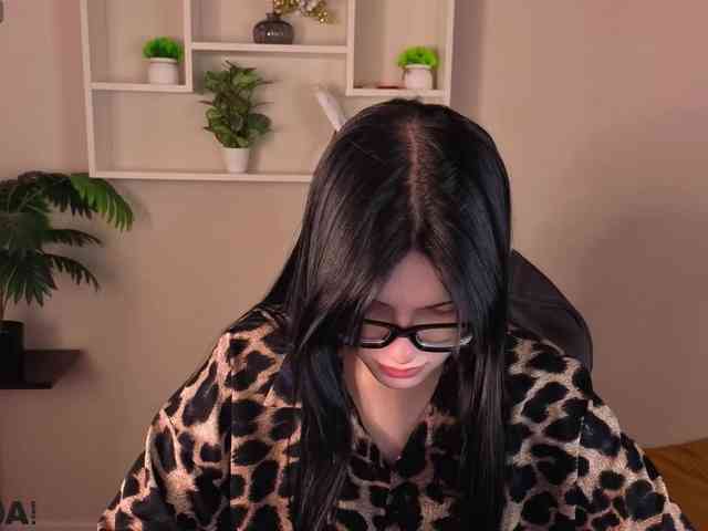 Lilith-Wholshh webcam