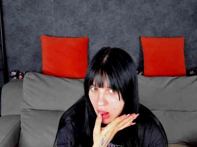 Lilith-Wholshh webcam