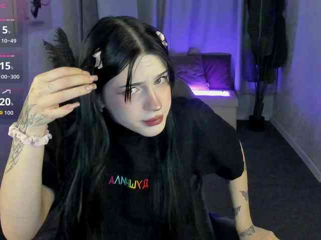 Lilith-Wholshh webcam