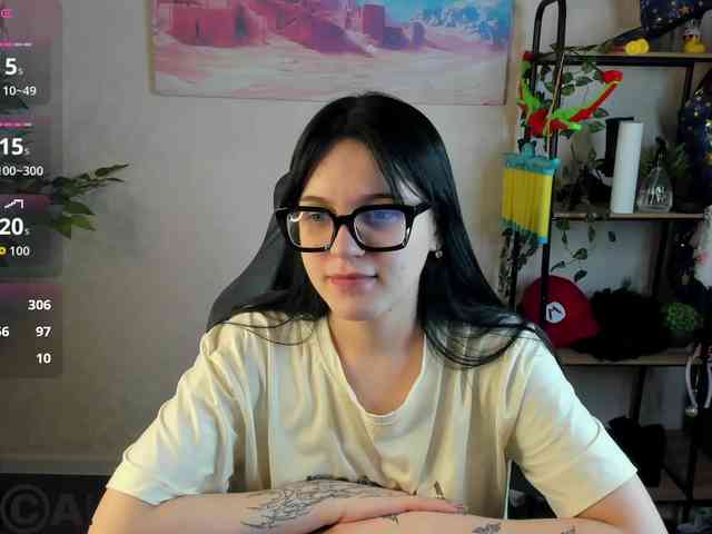 Lilith-Wholshh webcam