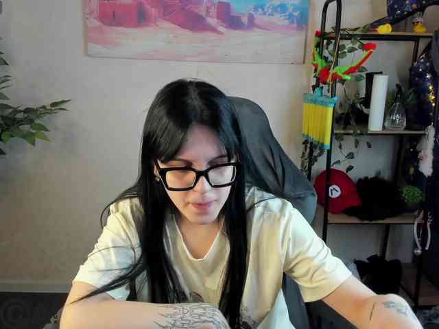 Lilith-Wholshh webcam