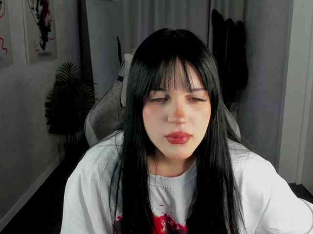 Lilith-Wholshh webcam