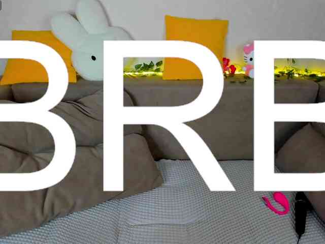 Lilith-Wholshh webcam