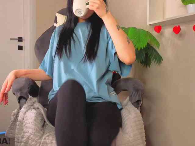 Lilith-Wholshh webcam