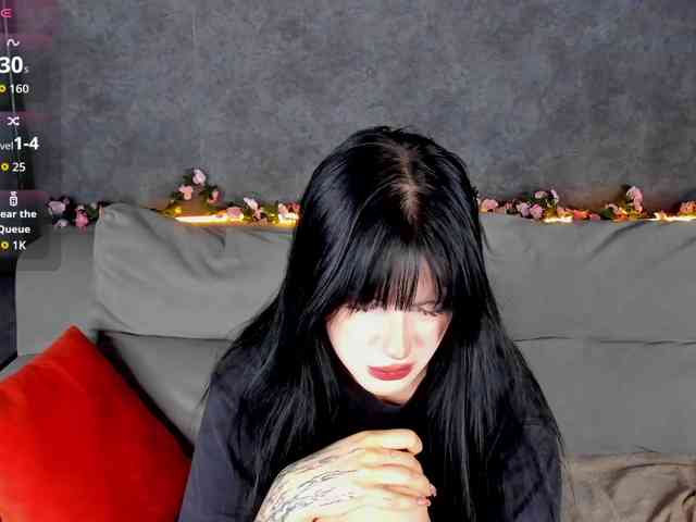 Lilith-Wholshh webcam