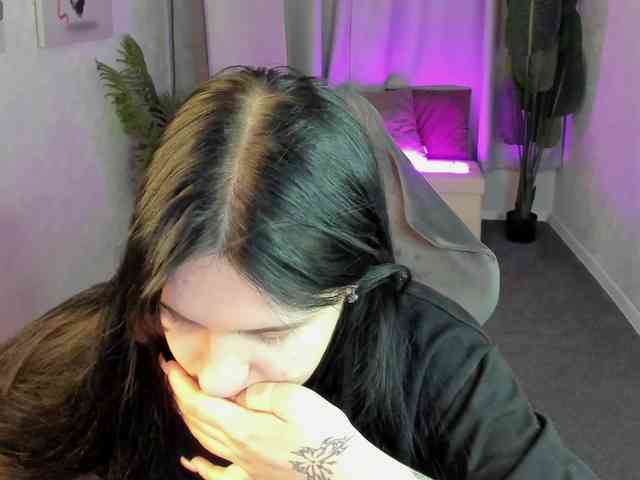 Lilith-Wholshh webcam