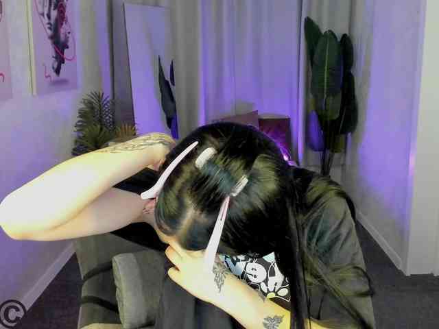 Lilith-Wholshh webcam