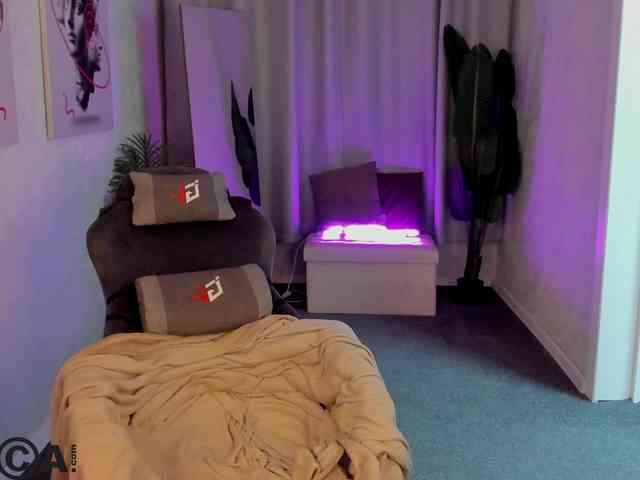 Lilith-Wholshh webcam