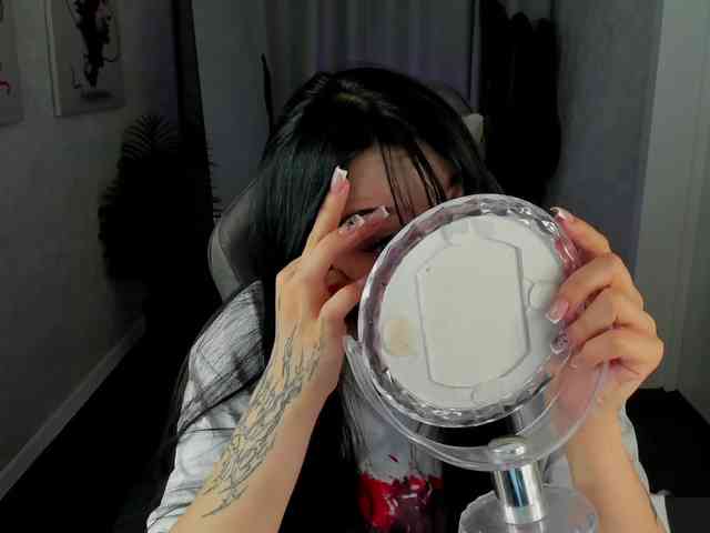 Lilith-Wholshh webcam