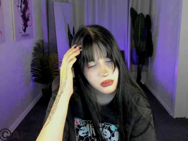 Lilith-Wholshh webcam