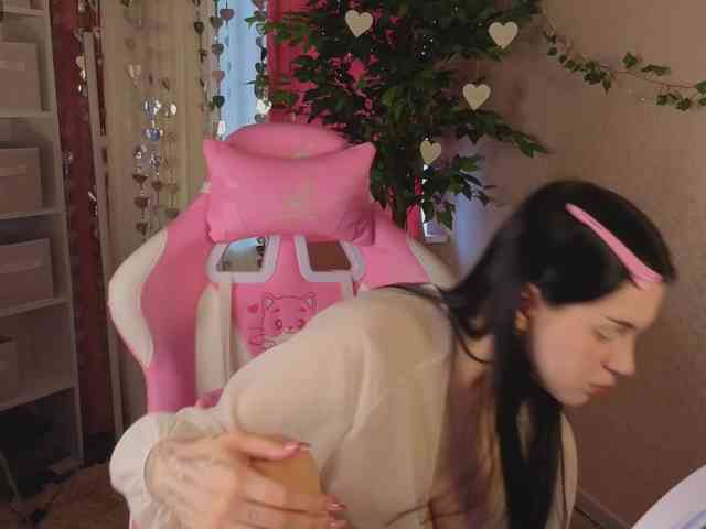 Lilith-Wholshh webcam