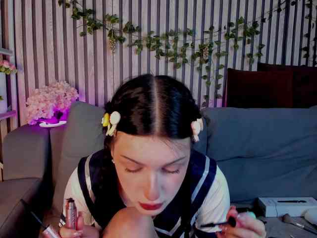 Lilith-Wholshh webcam