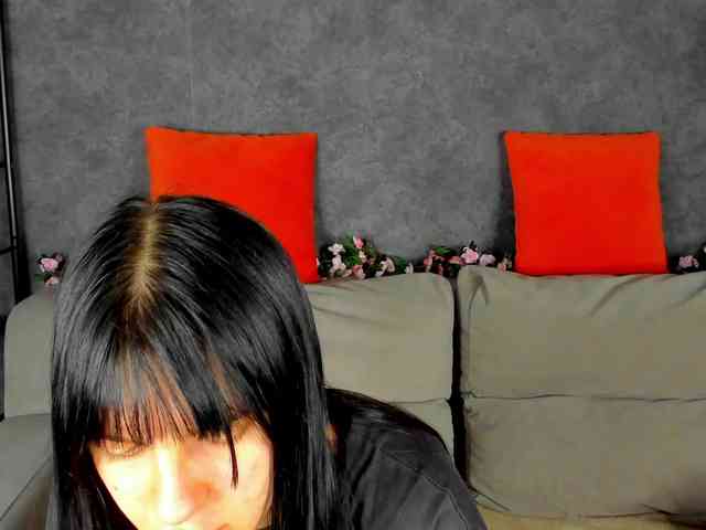 Lilith-Wholshh webcam