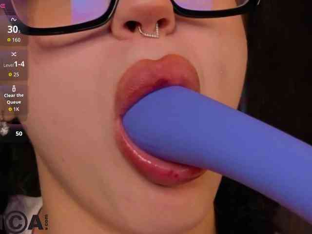 Lilith-Wholshh webcam