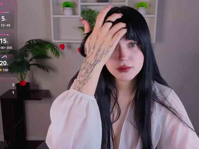 Lilith-Wholshh webcam