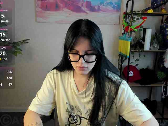 Lilith-Wholshh webcam