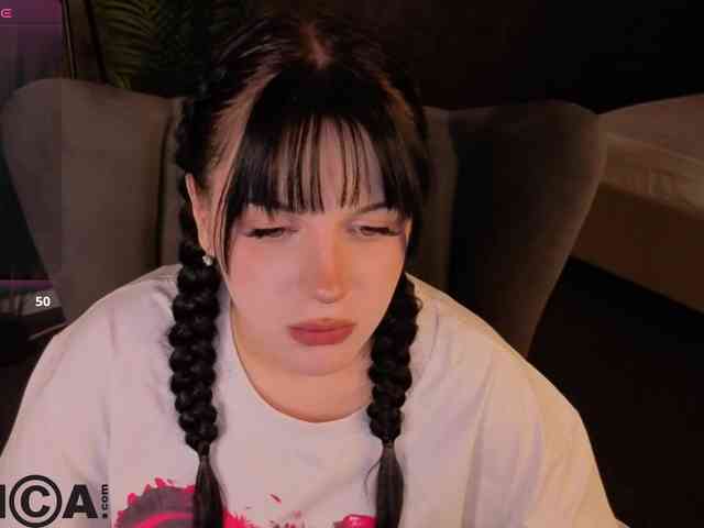 Lilith-Wholshh webcam