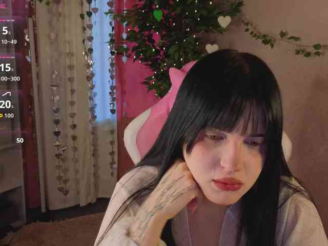 Lilith-Wholshh webcam